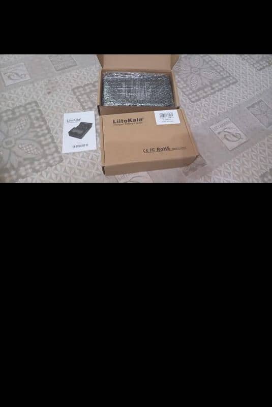 lito kala lii_500 LCD display lithium cell charger 1