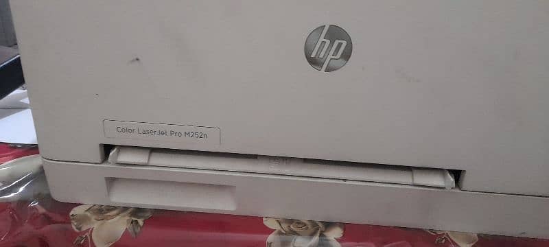 colour printer hp laser jet Pro M252n 0