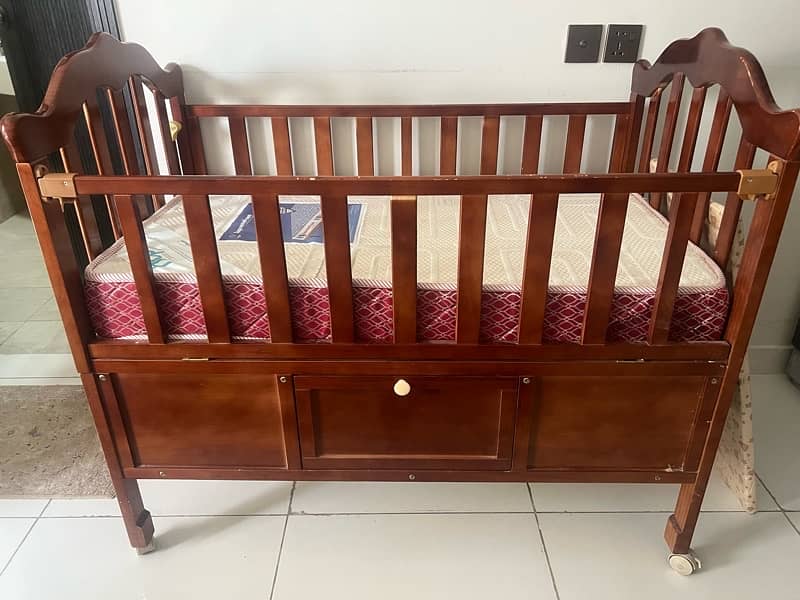 baby cot with swing and matress 7
