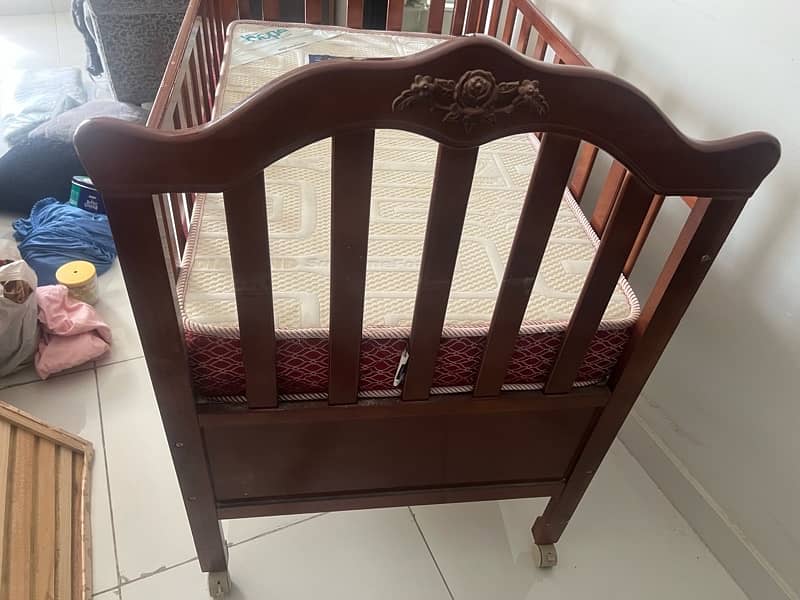 baby cot with swing and matress 12