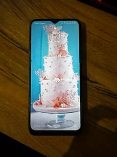 Realme 5 4/64 with Complete Box