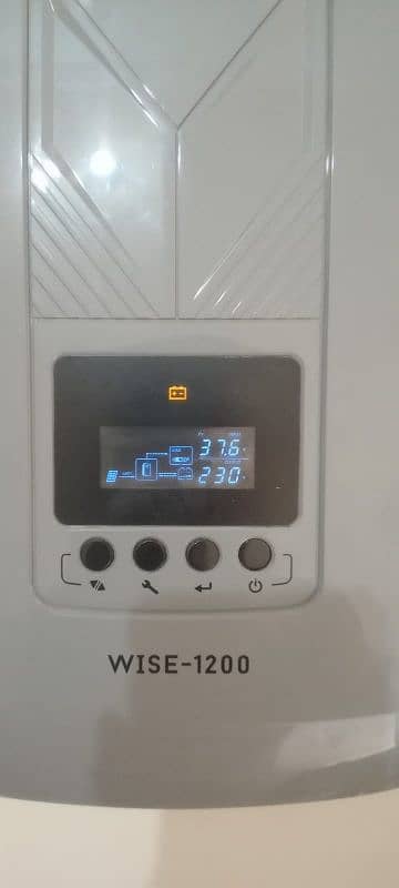 1000 Watt solor inverter hibrid 4