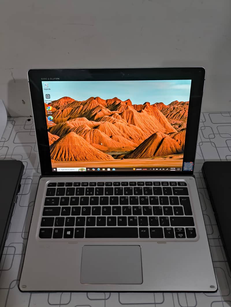 HP X2-1012 2 in 1 Core m5 6th Gen M5-6Y54 8GB DDR3 RAM 256GB SSD NVMe 0