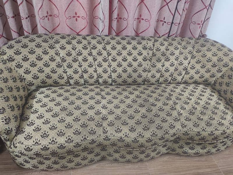 5 seater Sofa set with cushions 1