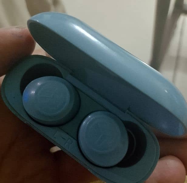 JLab Go air pop Ear buds 8 Hours playtime 0
