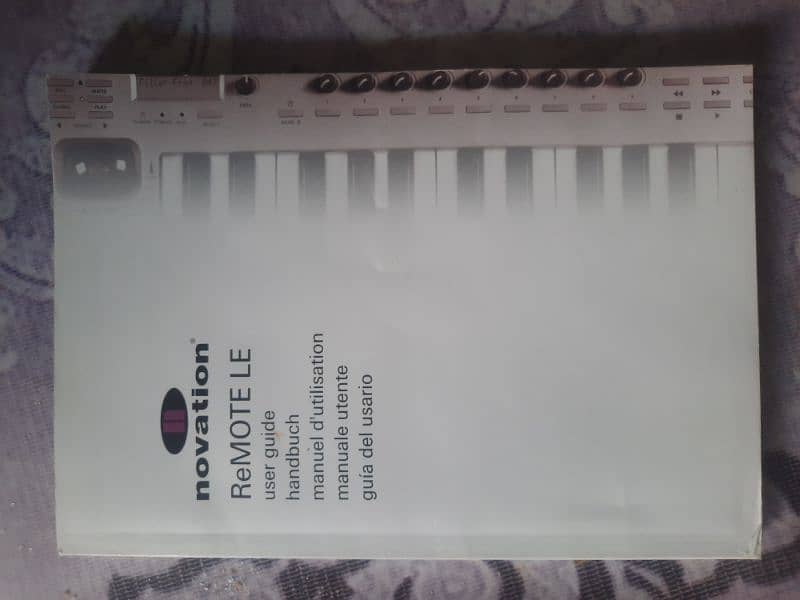 Novation Remote 25 Le Midi keyboard 3