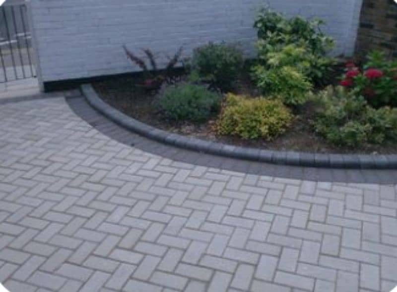 Paver / pavers / tuff tiles / tile / Kerb blocks / black / concrete 12