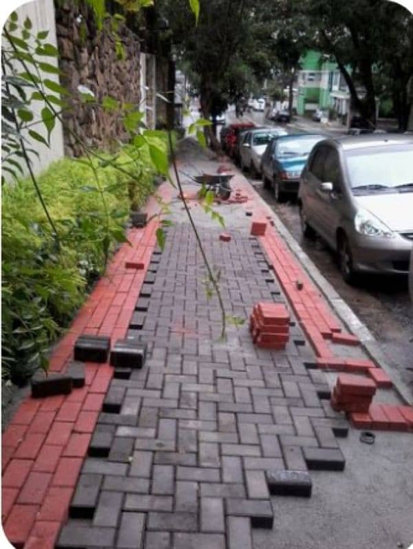 Paver / pavers / tuff tiles / tile / Kerb blocks / black / concrete 13