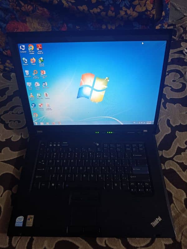 Lenovo Thinkpad R611 1