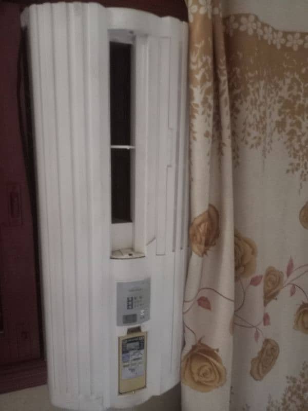 Portable AC 100% working condition 2