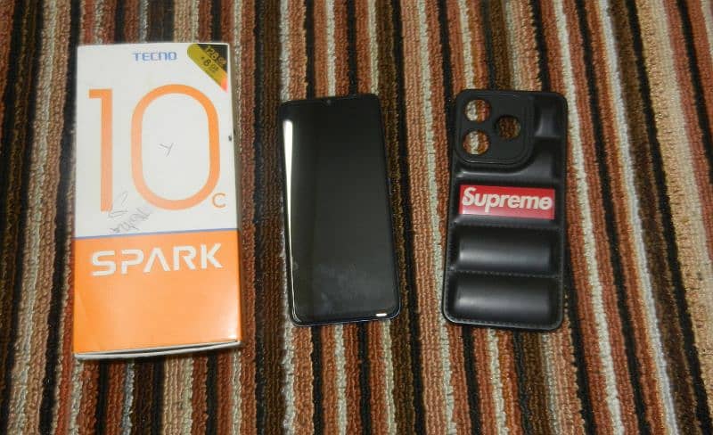 Tecno spark 10c 8/128 GB 0