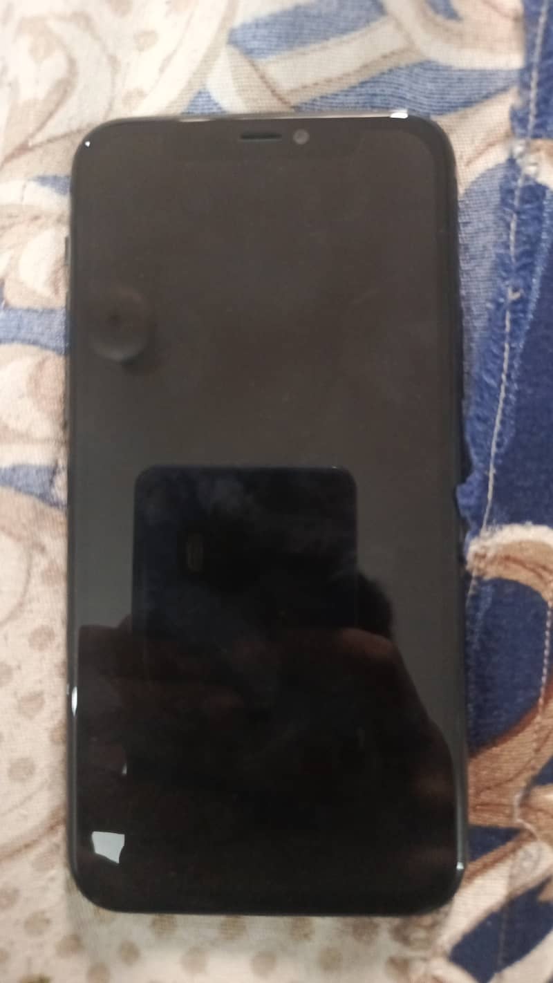 Apple iPhone 11 Pro icloud lock 64gb 1