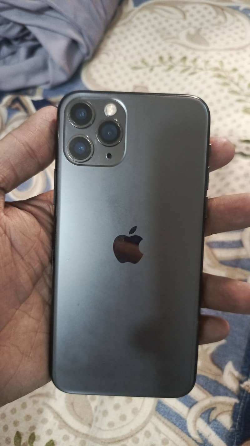 Apple iPhone 11 Pro icloud lock 64gb 2
