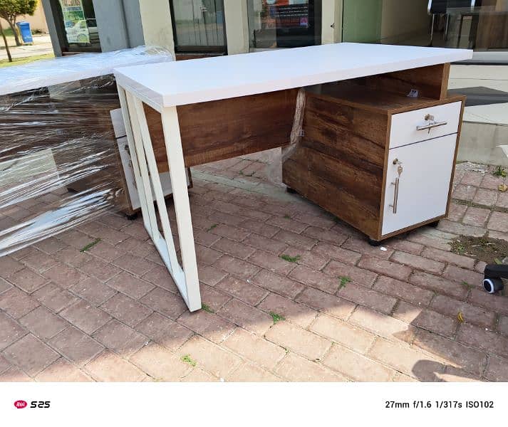 Office Executive Tables and Furniture, Computer Chairs 2