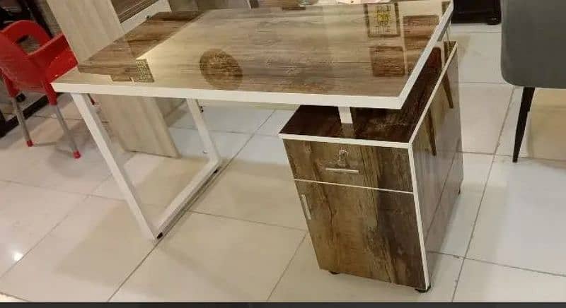 Office Executive Tables and Furniture, Computer Chairs 3
