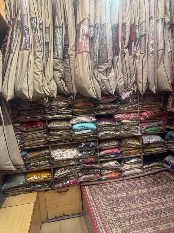 لہنگا میکسی شیروانی ساڑھی پارٹی وئیر ڈریس اور ہر قسم کی جیولری 4