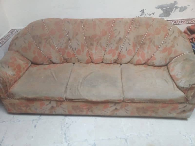A single sofa 2
