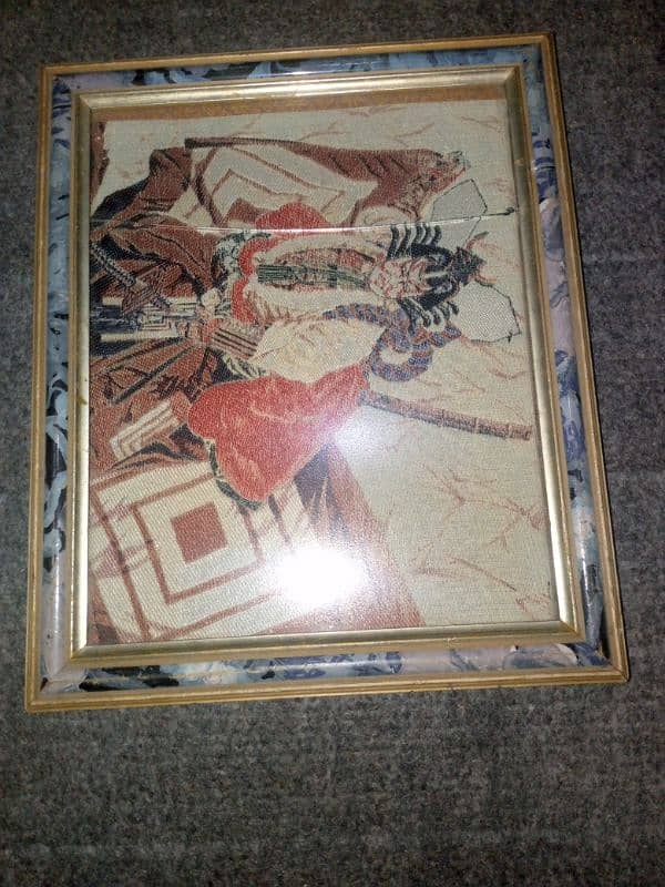 Frame for pic 0