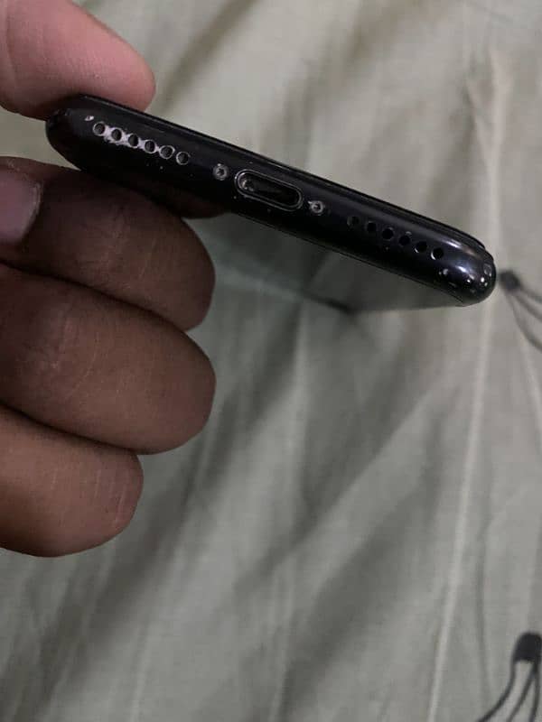 iphone 7 PTA(App. ) 128gb 4