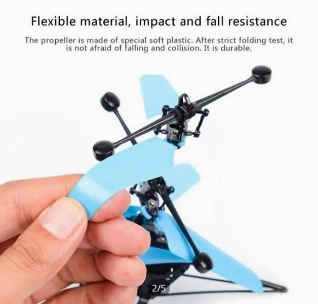 REMOTE CONTROL AND HAND SENSOR HELICOPTER (HOME DELIVERY) READ DESCRIP 4