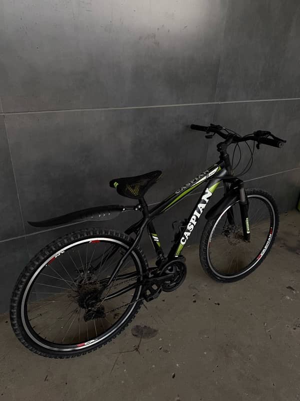 CASPIAN BICYCLE WITH GEARS AND SHOCKS 2