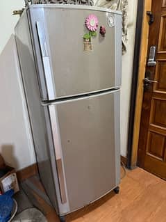 10/10 working fridge for sale