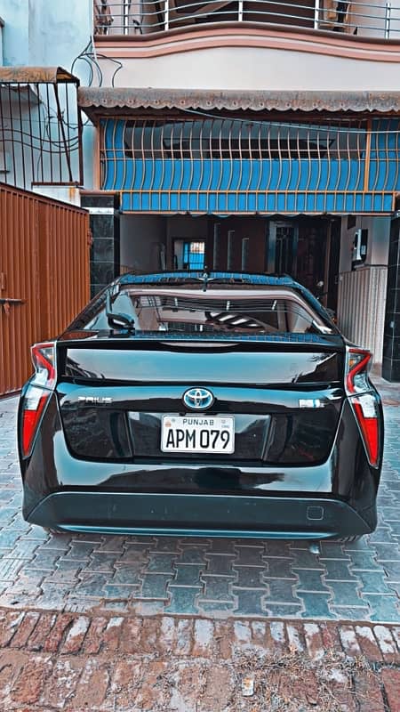 Toyota Prius 2021 9