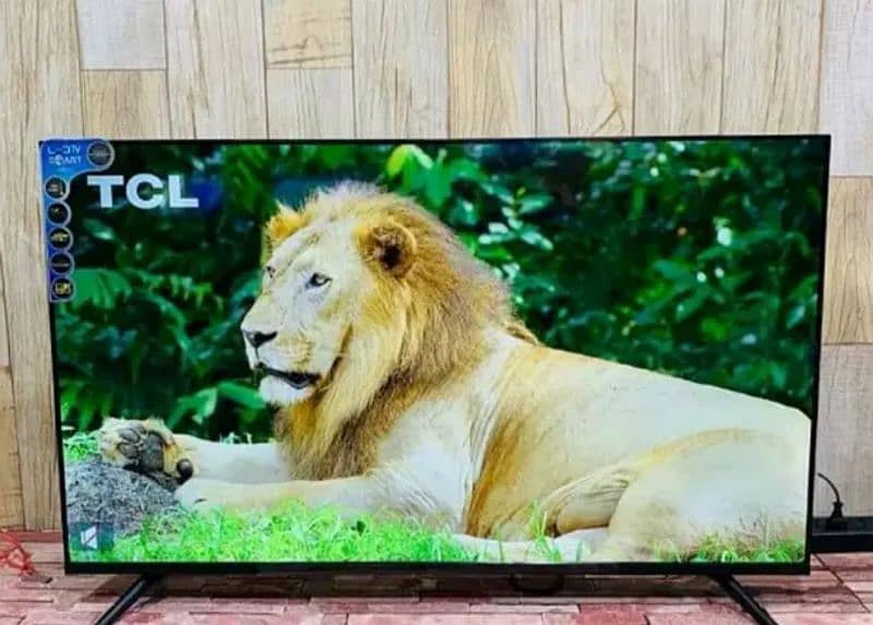 43 inch Samsung Slim Smart 8k UHD LED TV 3 year warranty 03020482663 0