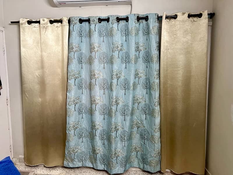 curtains 0