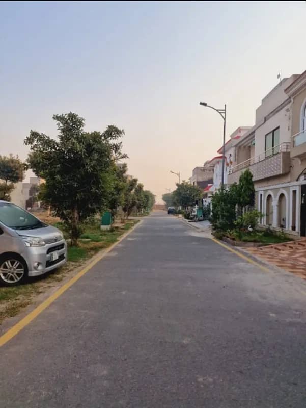 5-Marla Corner Plot Near To Park On Prime Location Near 2 Km Ring Road Plot Available For Sale In New Lahore City Near To Bahria Town Lahore 6