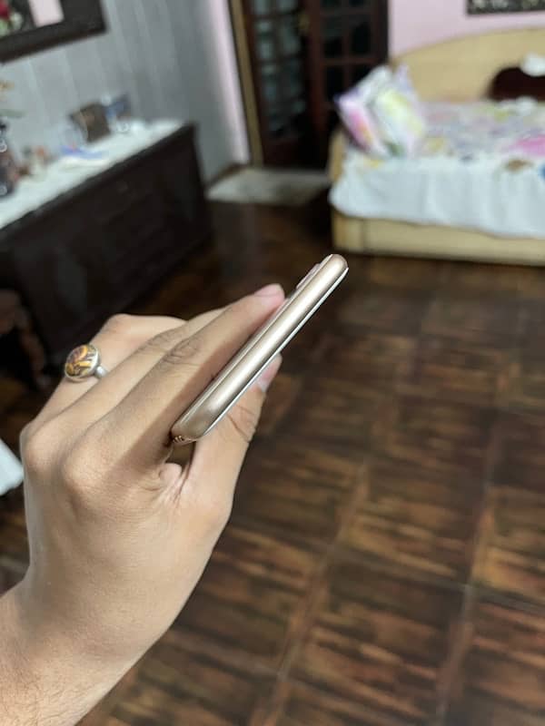 IPHONE 8 NON PTA 0