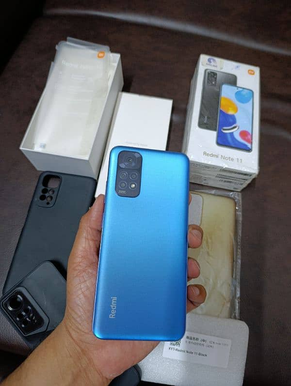Redmi Note 11 6GB / 128 GB with box new condition 2