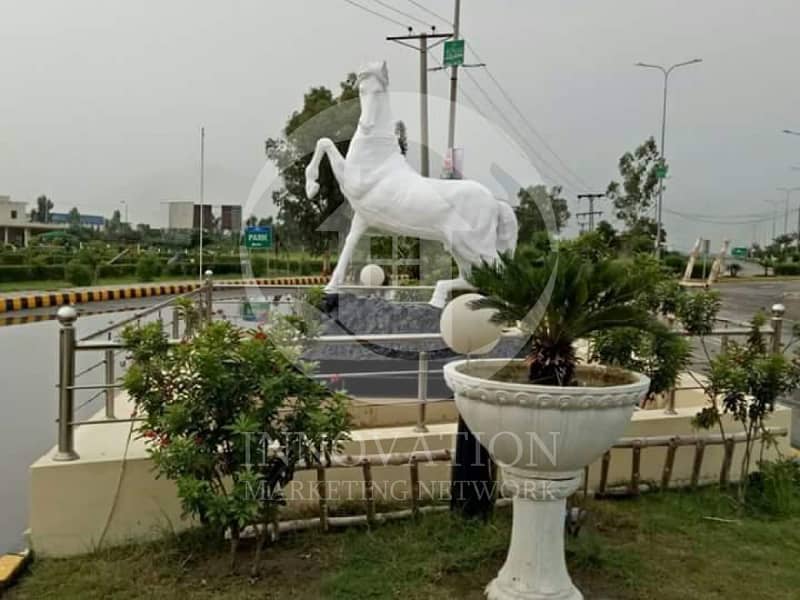 Q BLOCK 2 KANAL PLOT 4 SELL HOT PLOT 7