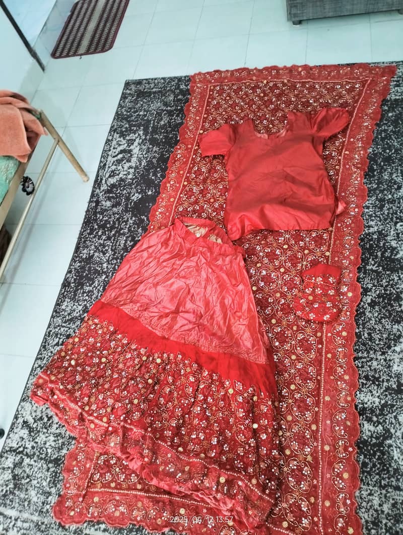 Ugent sale  heavy dress 4