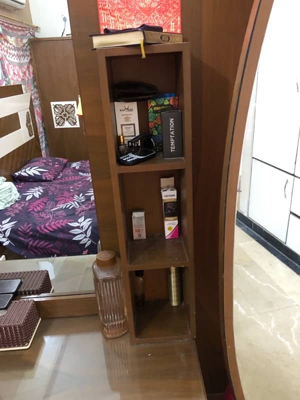 wooden Dressing Table 2