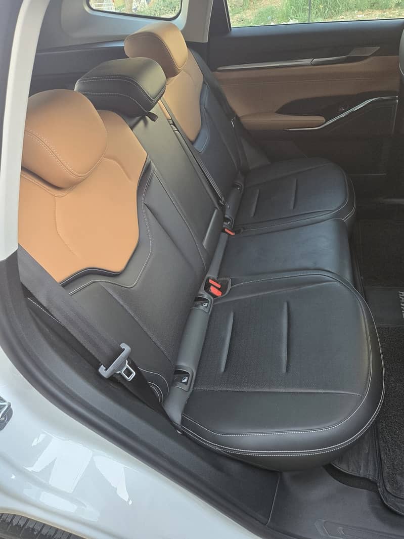 Haval H6 2.0T AWD 2023 Model 16