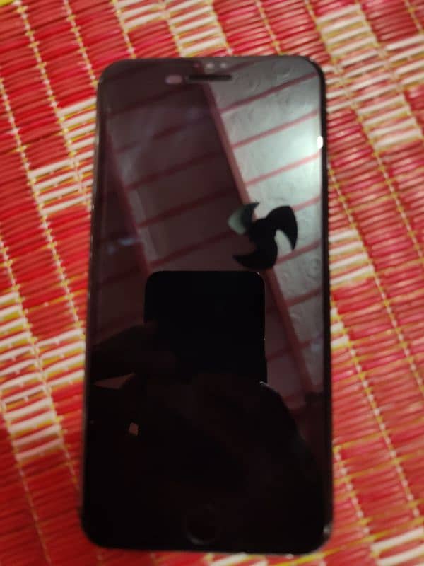 I phone 7 plus 10 by 10 condition 1