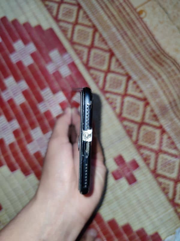 I phone 7 plus 10 by 10 condition 6