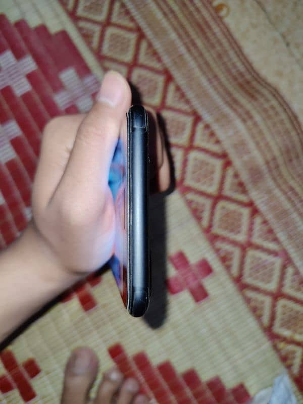 I phone 7 plus 10 by 10 condition 7