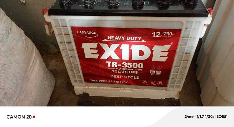 Ups battery with cahrger complet set ! 2