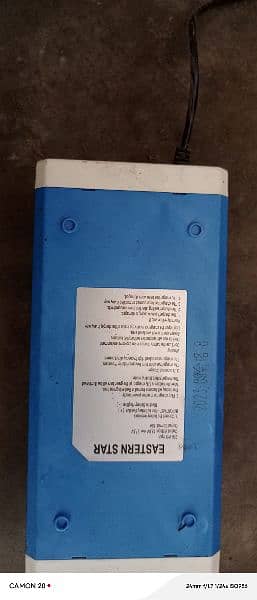 Ups battery with cahrger complet set ! 4