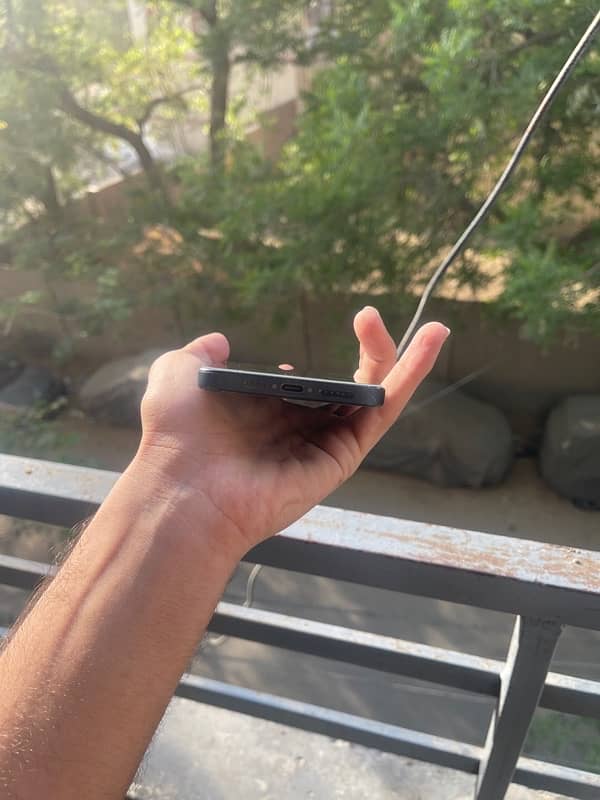 IPHONE 15 pro MAX 256 FU 5