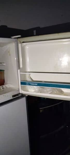 national fridge 3