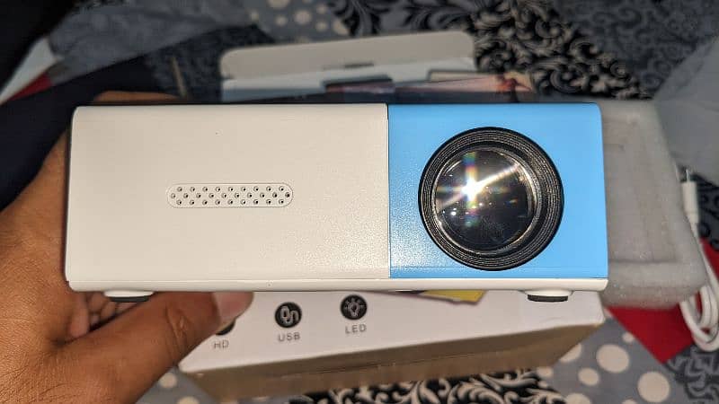 Mini Projector 5