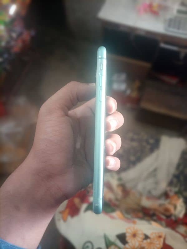 iPhone 11 non PTA jv 10/10 7