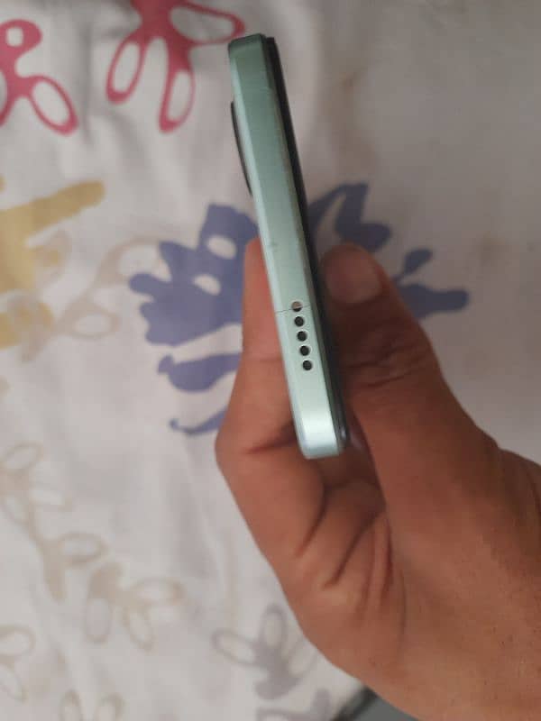 Vivo Y03 6