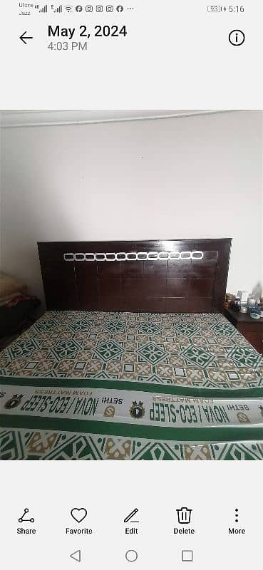 double bed with matters 0