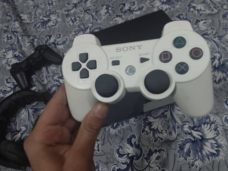 PS3 Slim 10/10 Condition || 500gb || 03379396400 5