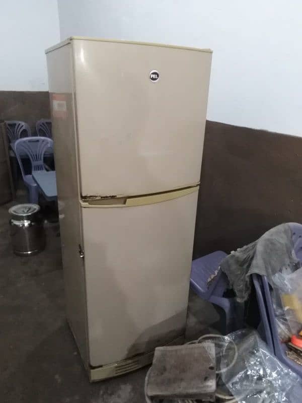 refrigenrator for sale contact on no 03006155175 0