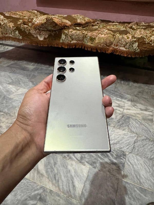 i want to sell my samsung s24 ultra 5g 12/256 in new 10/10 condition 0